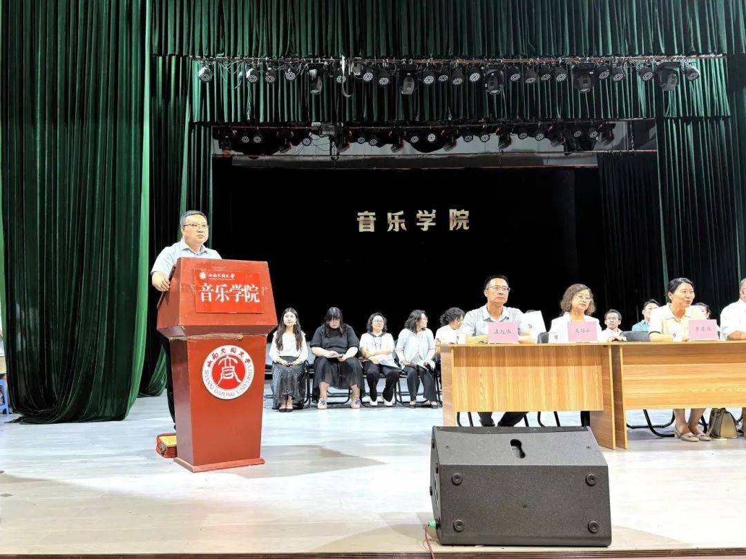 音乐学院毕业后混出名很难(音乐学院毕业后的出路)