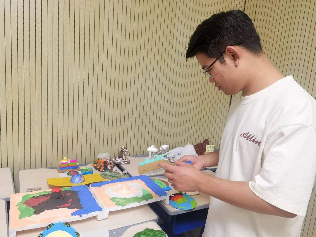 学科地理毕业后做什么(地理科学毕业是什么学位)