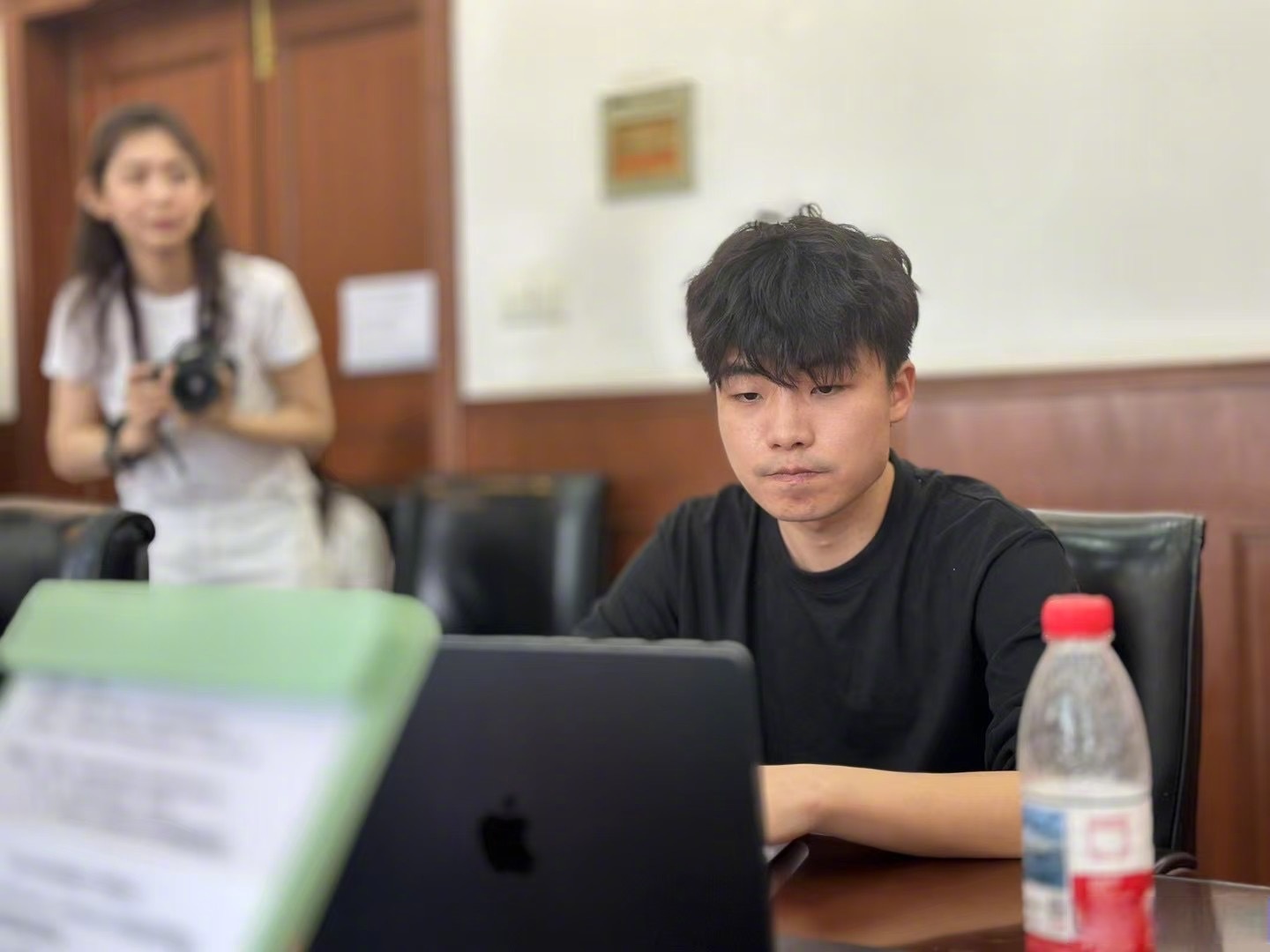 中央戏剧学院毕业后无工作(中央戏剧学院毕业后有公司签吗)