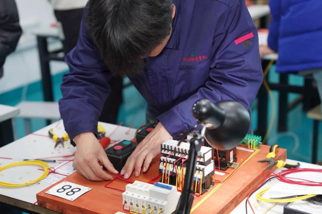 机电技术毕业后出来做什么(机电技术以后就业方向)