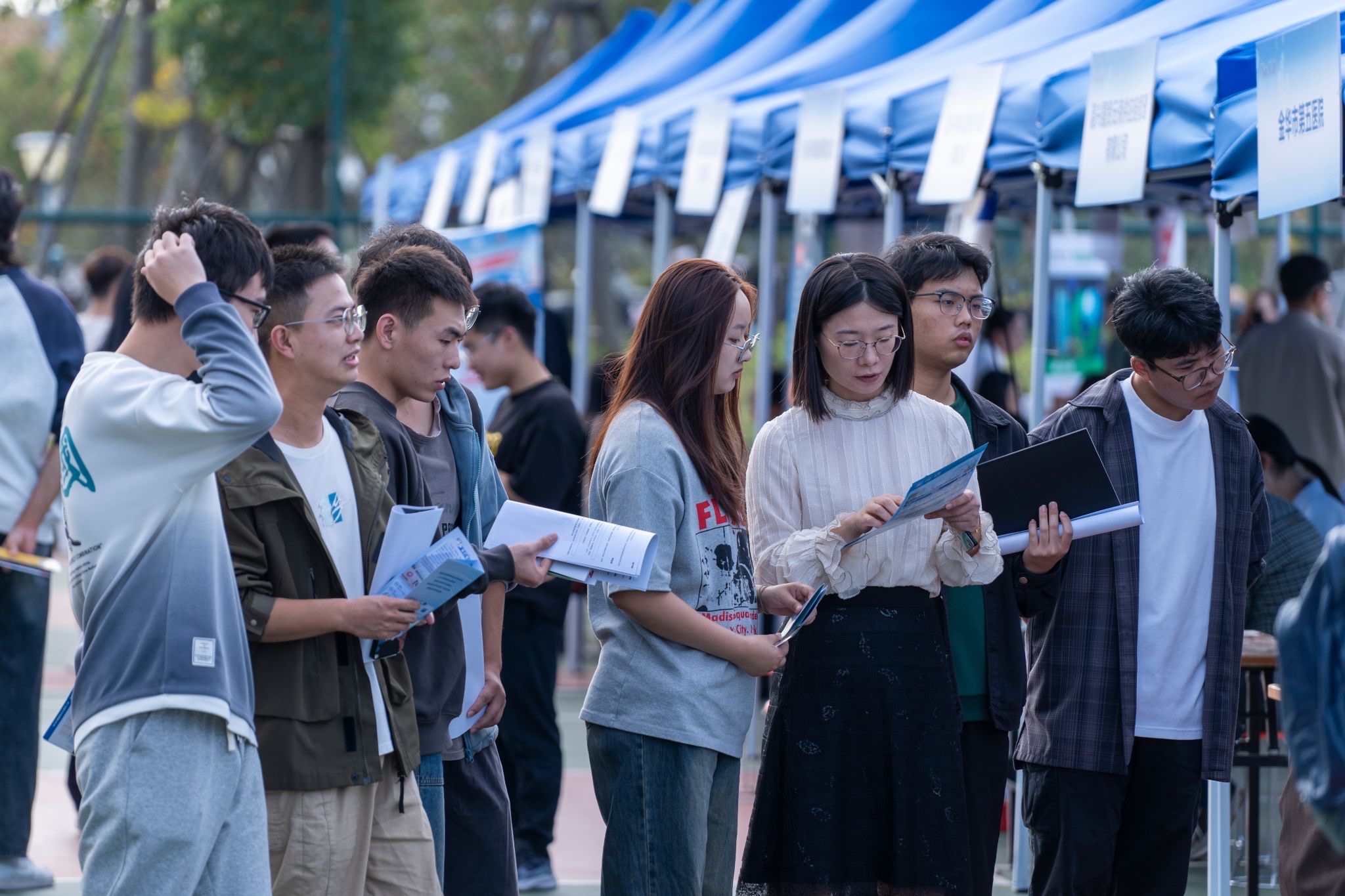 大学毕业后回家还有工作吗(大学毕业回家找工作) 大学毕业后回家还有工作吗(大学毕业回家找工作)