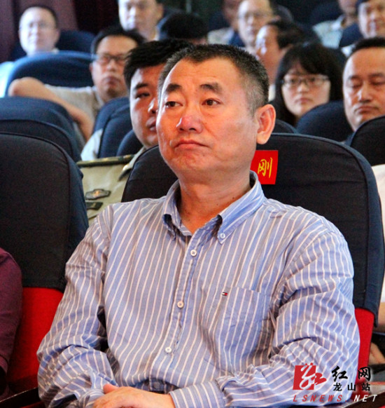 县委书记儿子学院毕业后(县委书记儿子学院毕业后干什么)