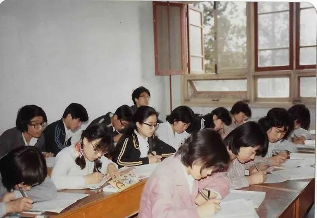 八零年代大学毕业后85(八零年代大学毕业后章桂英经历) 八零年代大学毕业后85(八零年代大学毕业后章桂英经历)