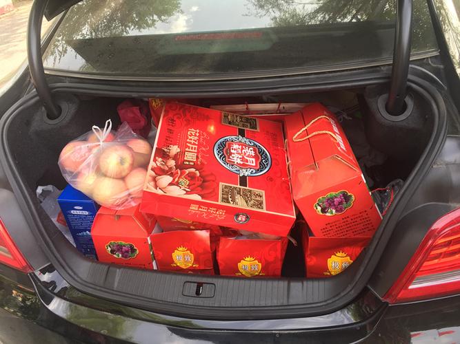 大学毕业后亲戚跟着来上班(一毕业就被家人安排工作) 大学毕业后亲戚跟着来上班(一毕业就被家人安排工作)