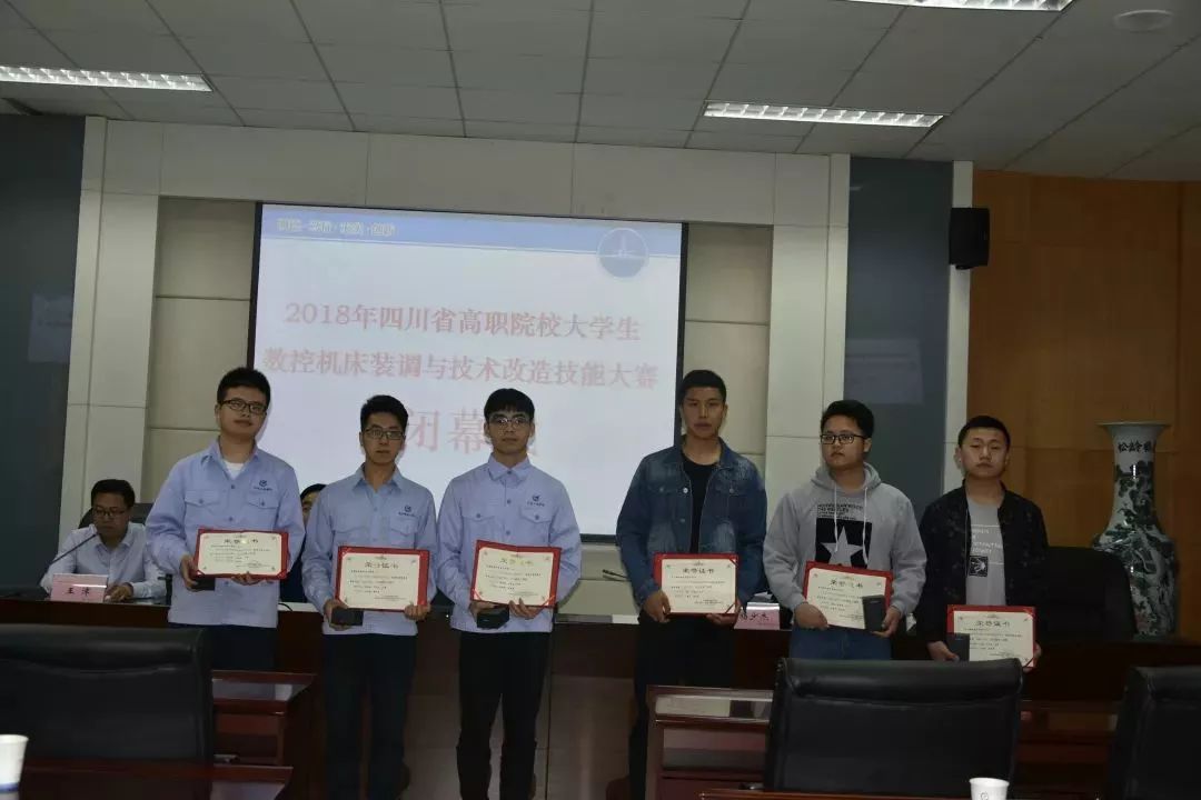 单招生毕业后属于什么文凭(单招生毕业了能干什么)