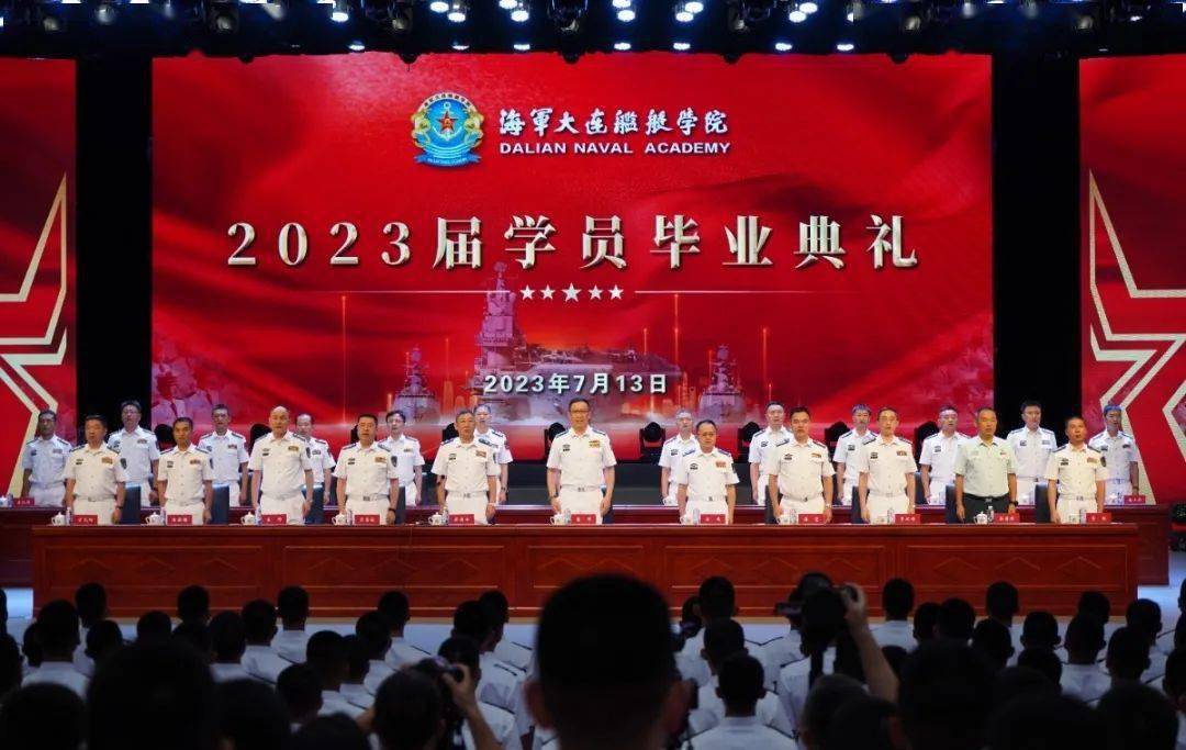 舰艇学院毕业后干什么(海军舰艇学院毕业后的学员能直接上舰吗)