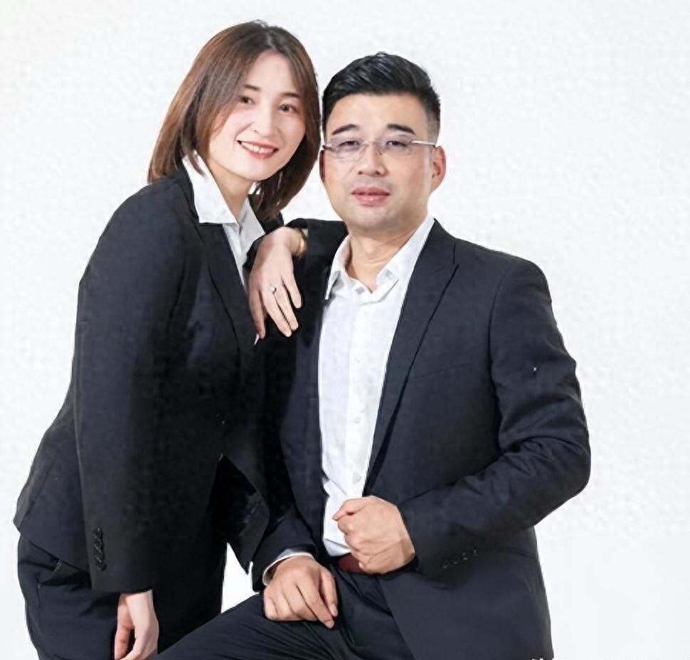 前夫大学毕业后结婚(前夫已结婚,还要必要在一起吗)