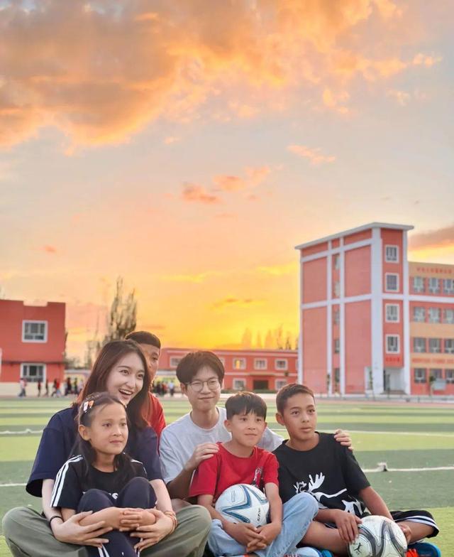 00后毕业能干什么(00后干什么职业好)