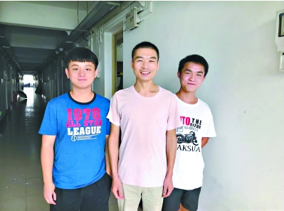 大学毕业后和室友做电商(毕业后和大学同学谈恋爱好不好)