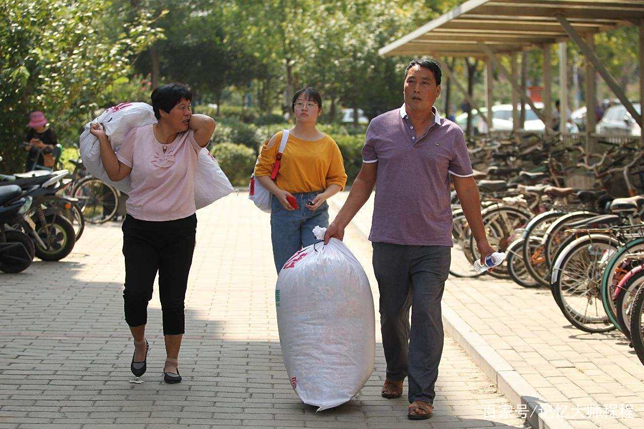 大学毕业后考编制好吗农村(大学生毕业考编制)