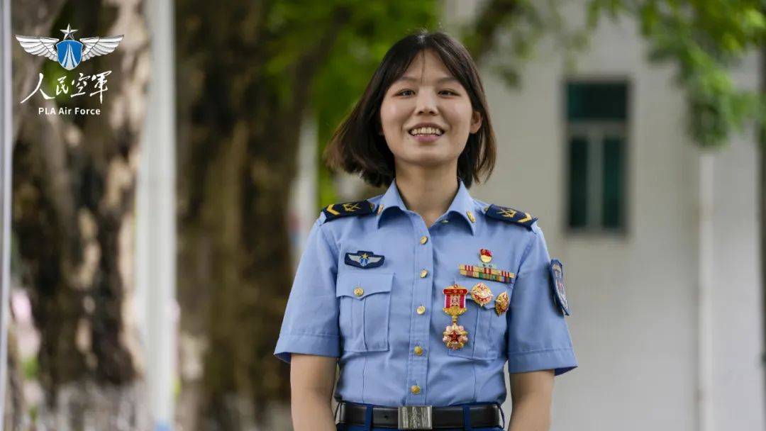 空军学院毕业后能参军吗(空军学院毕业是什么军衔)