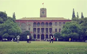 大学毕业后还需要返校吗(大学毕业后还要上学吗)